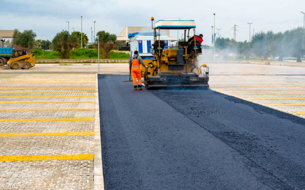 Best Residential Driveway Paver Services  in Briarcliff Manor, NY